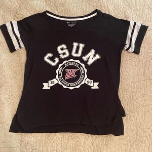 CSUN Cal State Northridge tee medium
